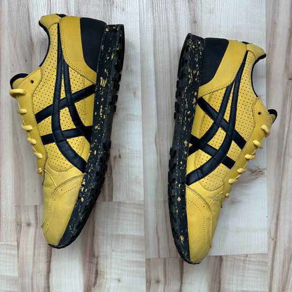 Men's Shoes - Picture 3 of 10